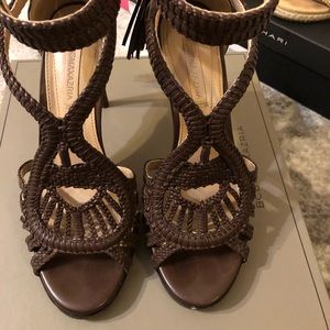 BCBG MA-ESH sandals in maple brown 7.5